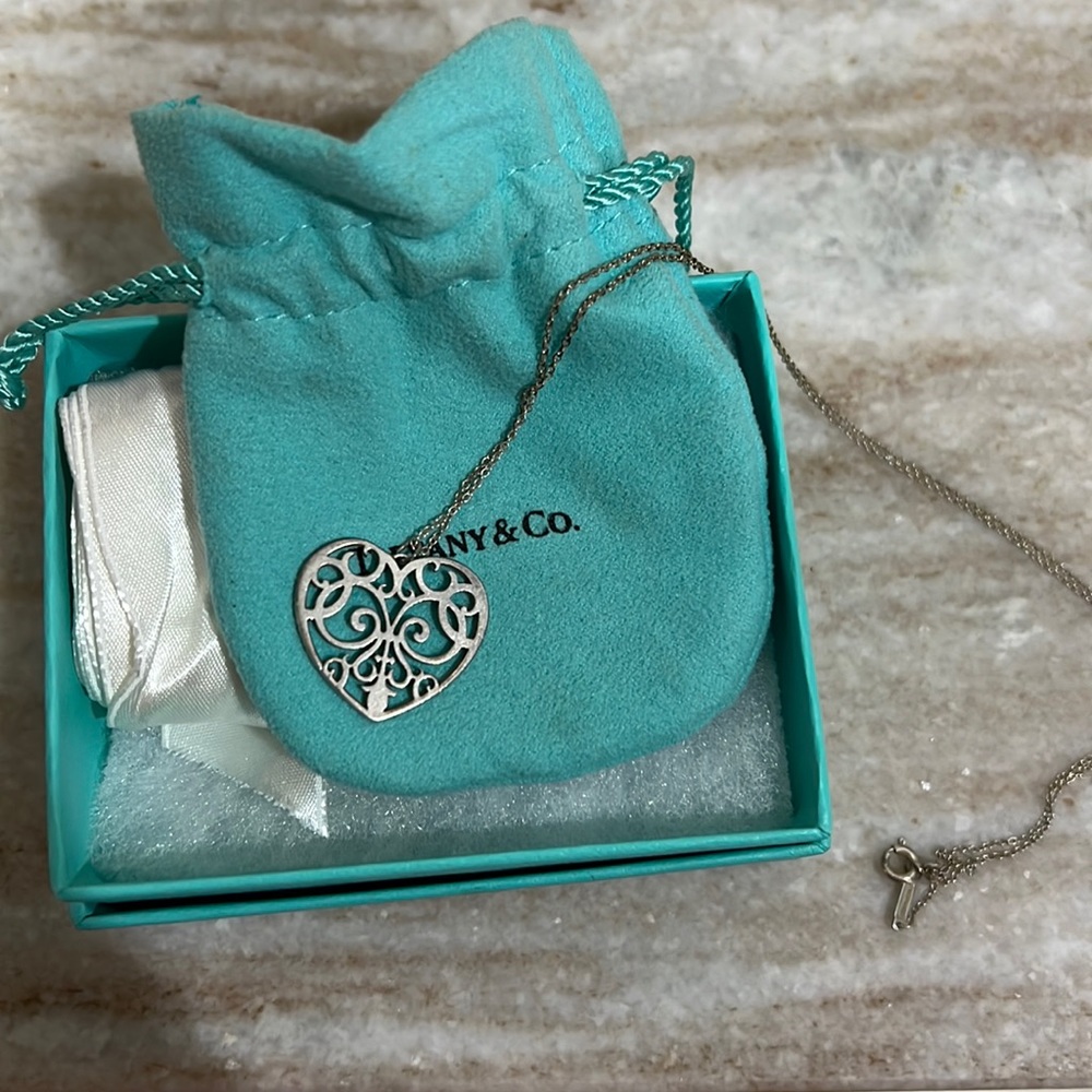 Tiffany enchant heart pendant and chain